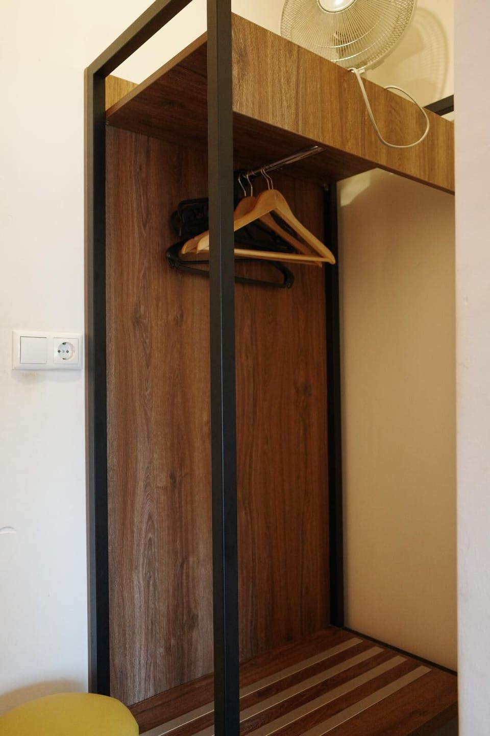 Classic Triple Room, Canal View | WiFi (free), bed sheets
