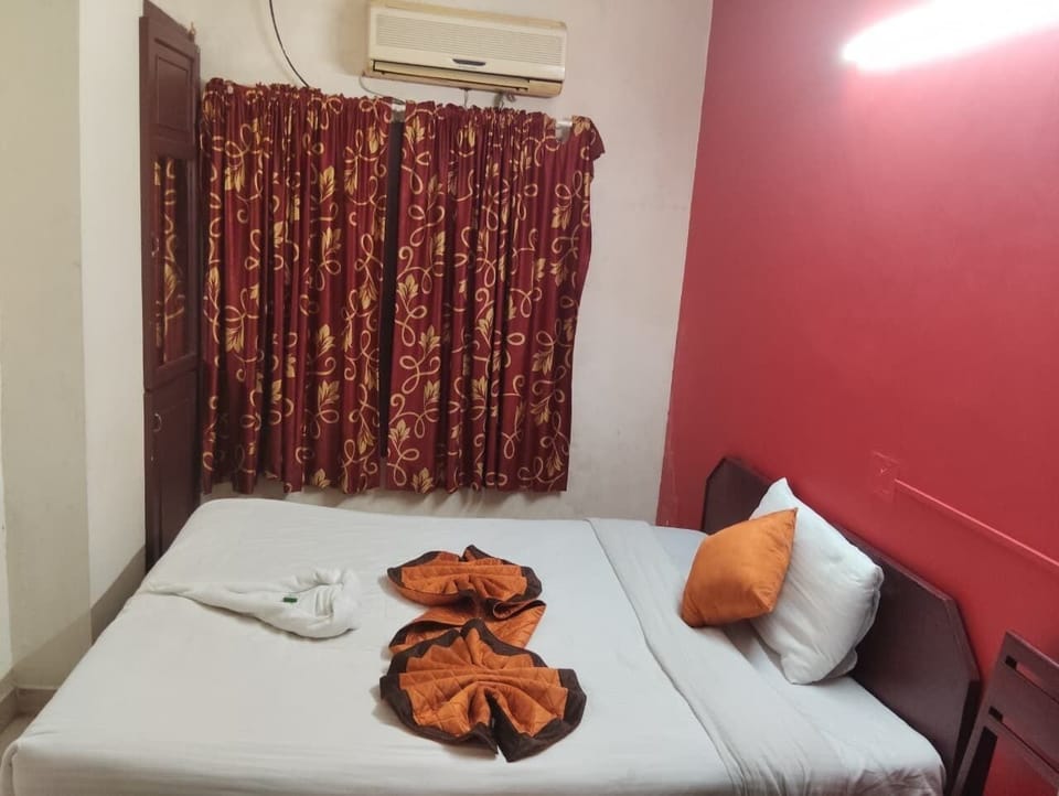 Standard Single Room | Free WiFi