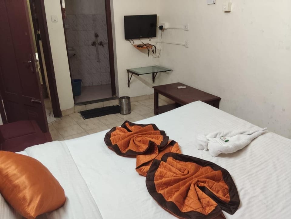 Standard Single Room | Free WiFi