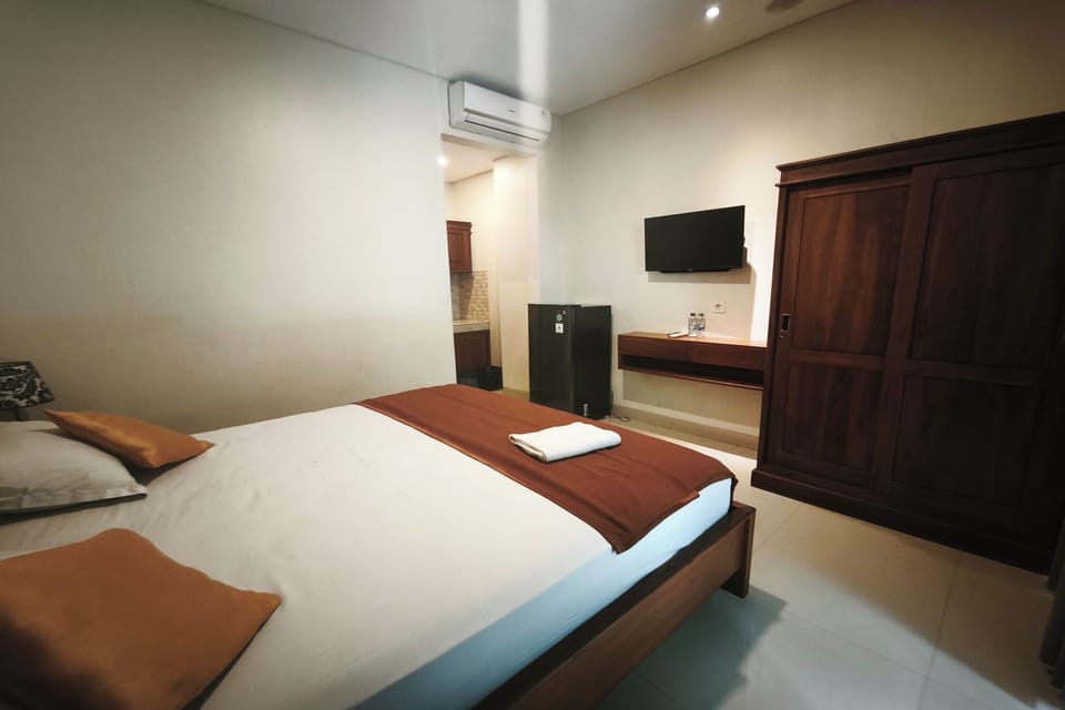 Double Room | Free WiFi, bed sheets