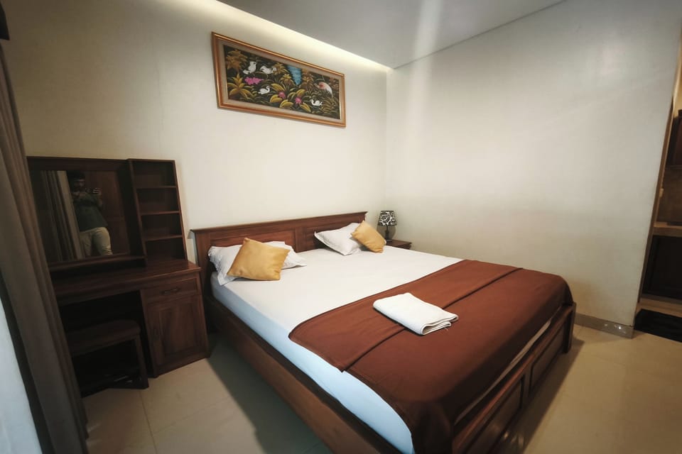 King Room | WiFi (free), bed sheets