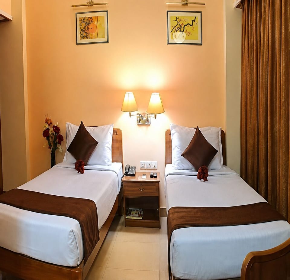 Standard Room | Hypo-allergenic bedding available, rollaway beds (surcharge)