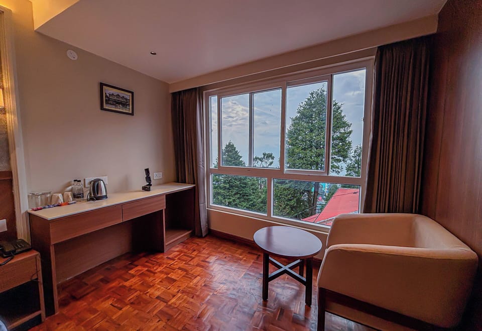 Deluxe Double or Twin Room, Non Smoking, Mountain View | Interior