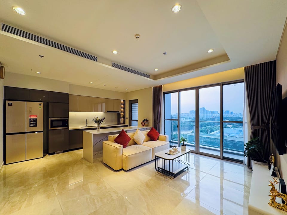 Basic Apartment, Balcony, City View | Interior