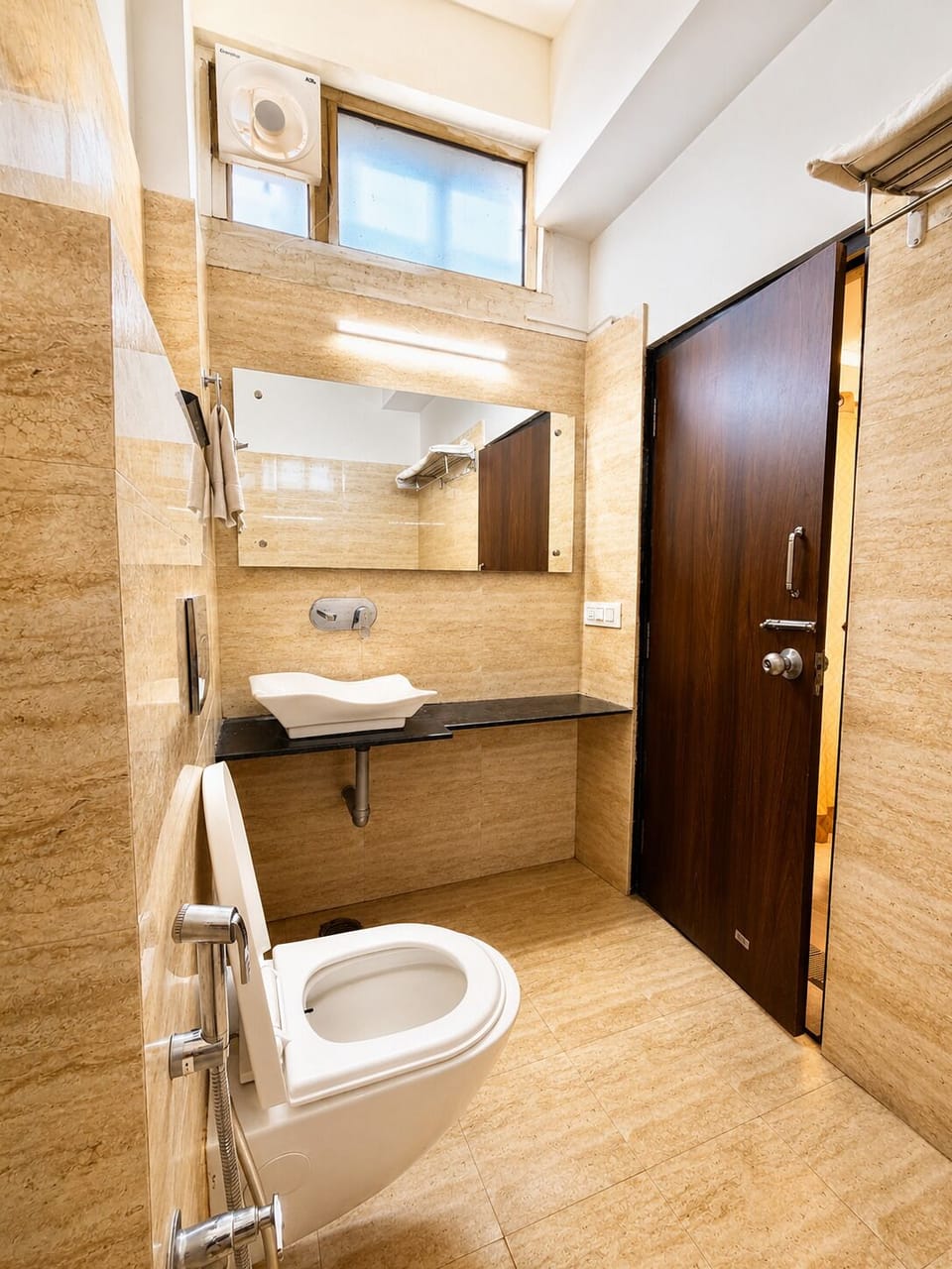 Deluxe Room | Bathroom