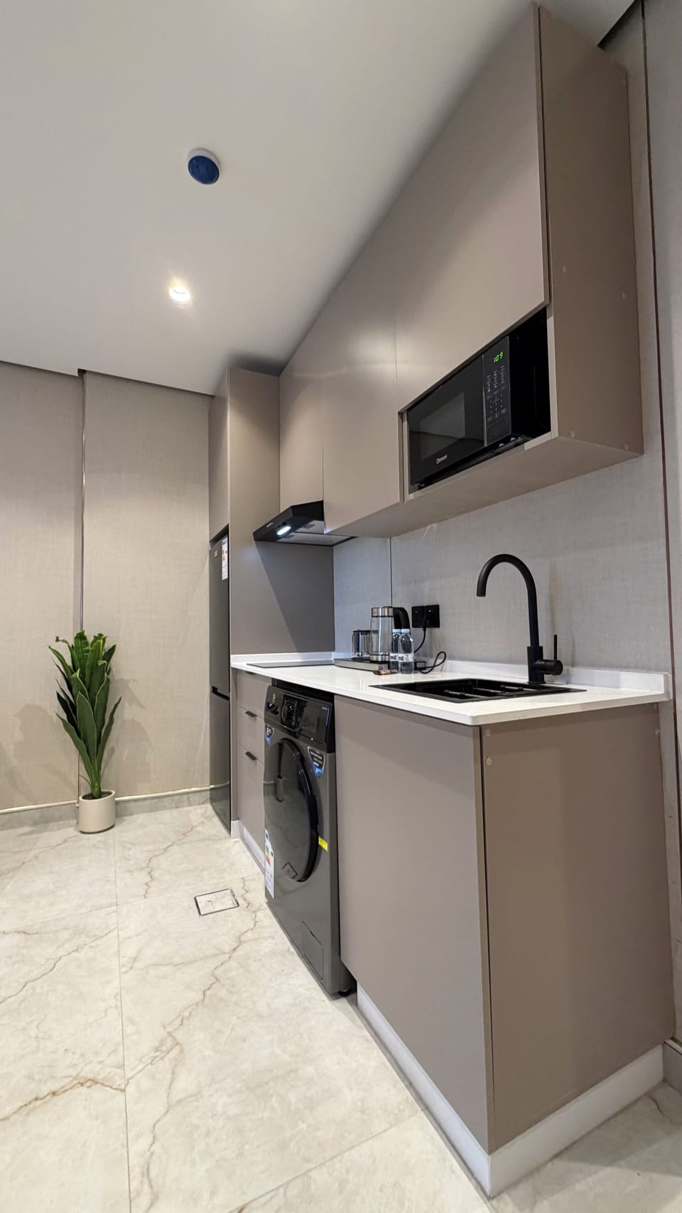 Apartment, 1 Bedroom, Accessible, Smoking | Private kitchen