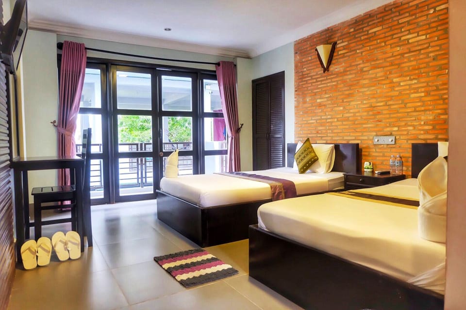 Standard Twin Room | Desk, WiFi (free)