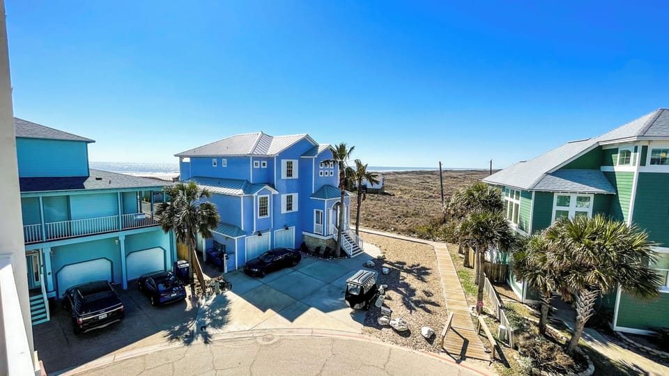 House (5 Bedrooms) | Property amenity