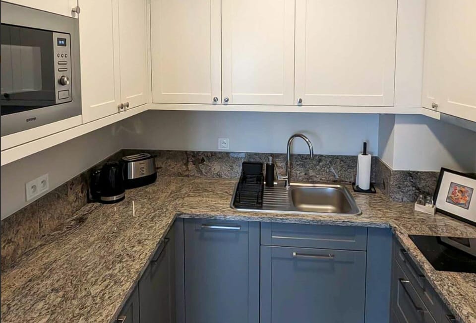 Apartment | Private kitchen | Highchair