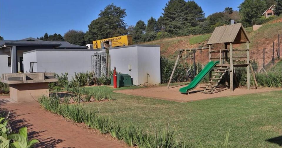Cosy 2 Bedroom Apartment, in Hilton Apartment in KwaZulu-Natal
