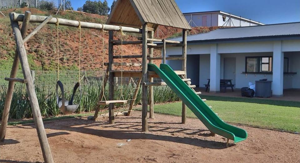 Cosy 2 Bedroom Apartment, in Hilton Apartment in KwaZulu-Natal