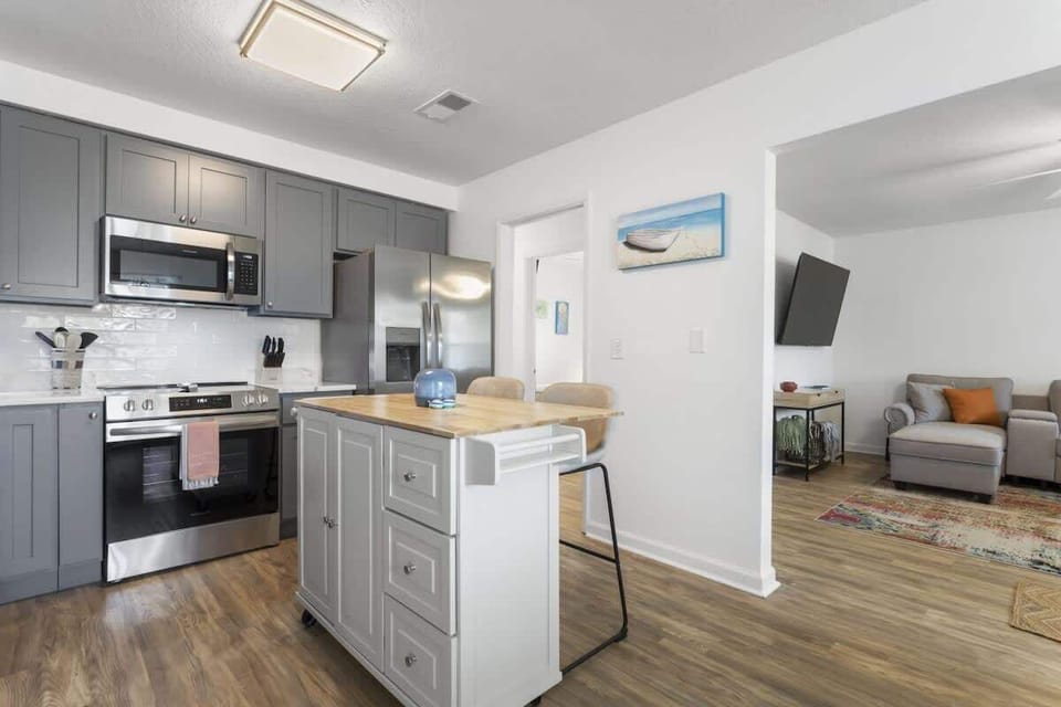 House, Multiple Beds, Pool Access, Garden View (Retreat by the Beach) | Private kitchen