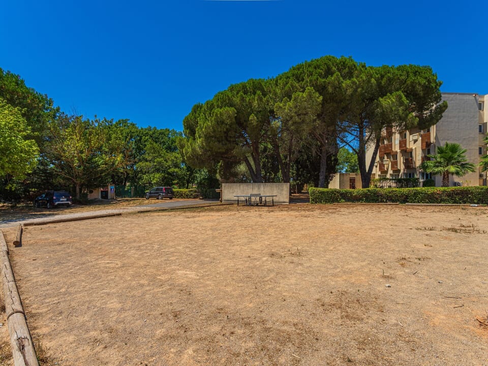 Apartment | Garden