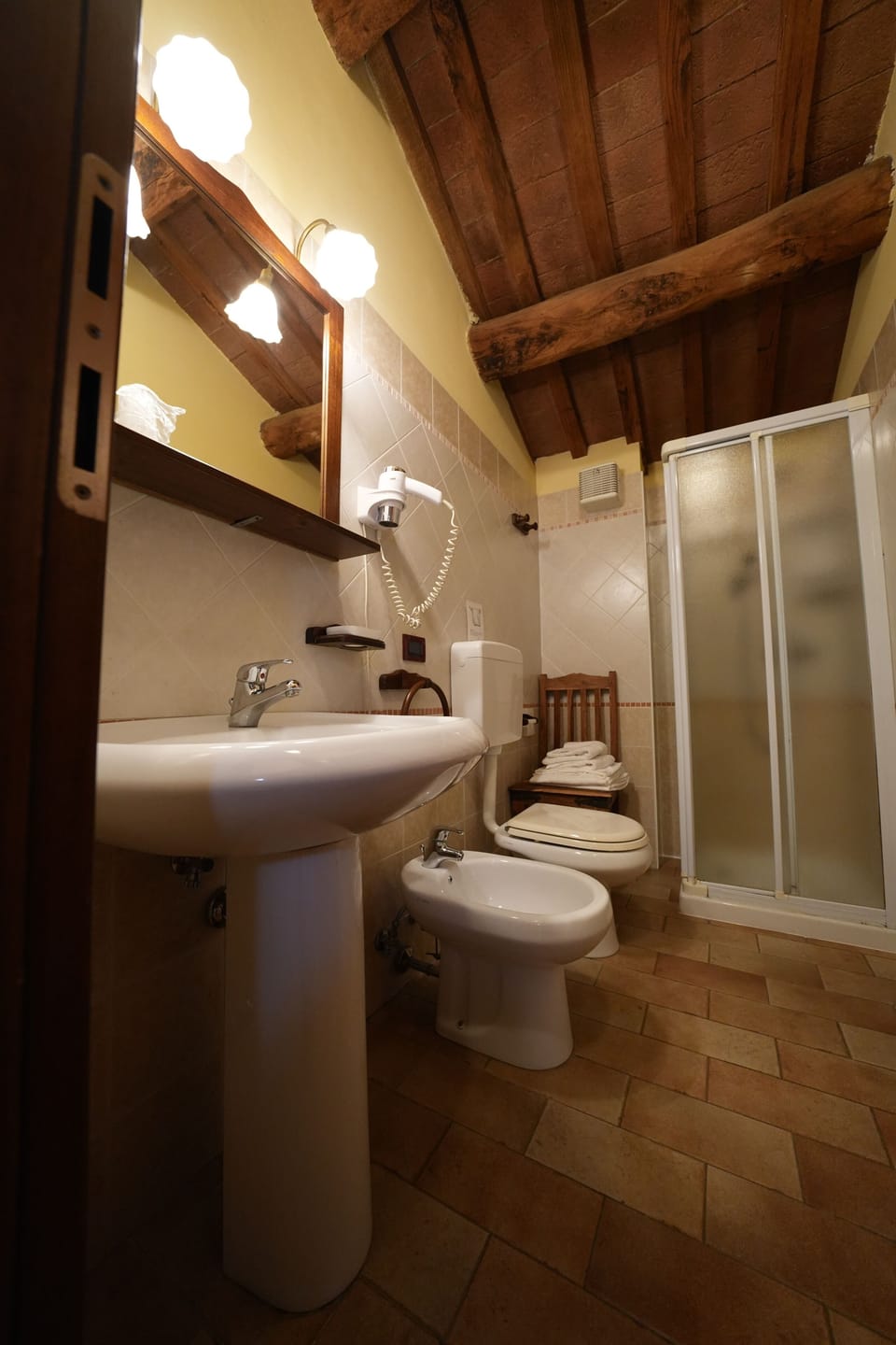 Shower, free toiletries, hair dryer, towels