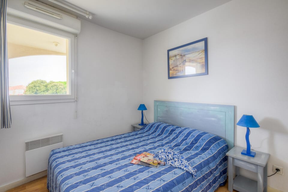 Apartment | 1 bedroom, bed sheets