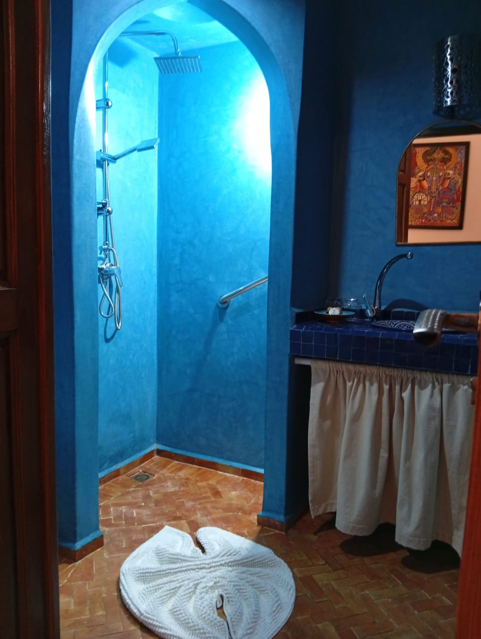 Comfort Double Room, Courtyard View | Bathroom