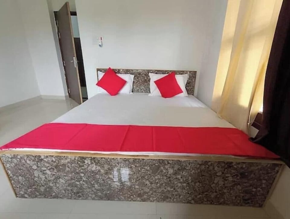 Double Room | Free WiFi