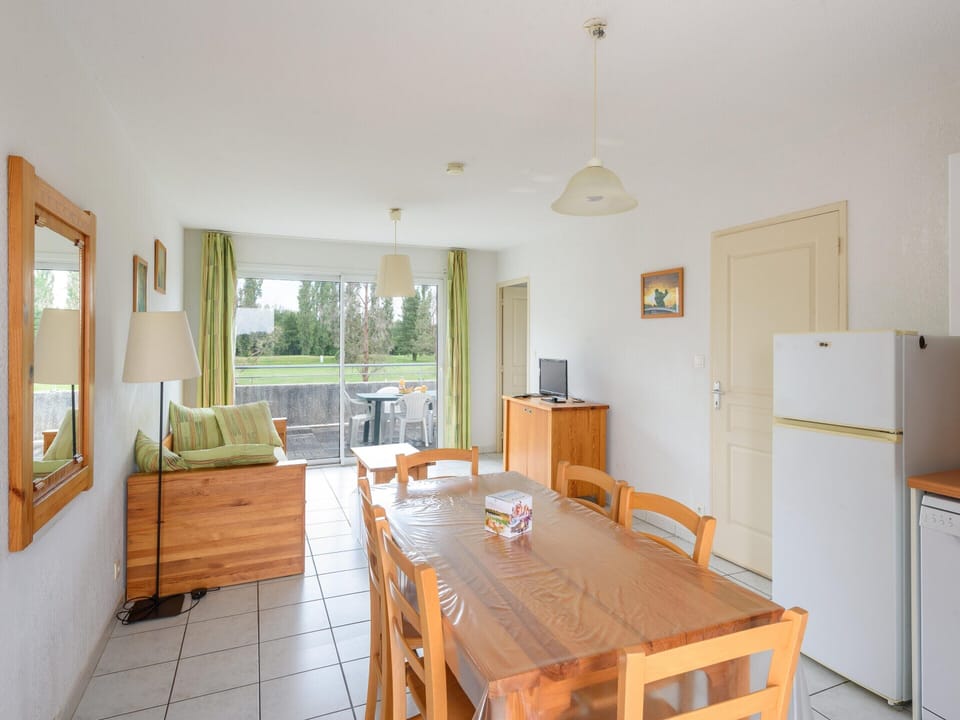 Apartment | Dining