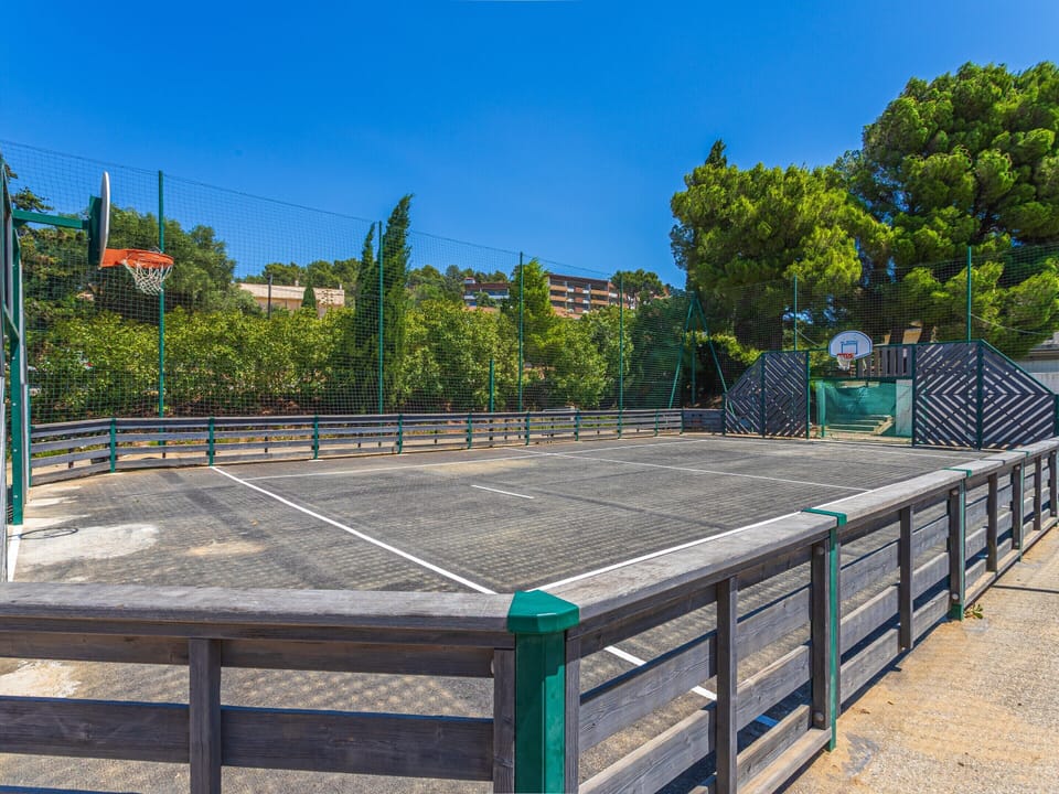 Apartment | Sport court