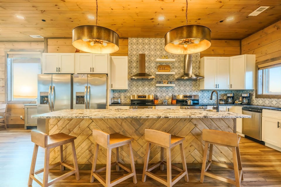 House, Accessible | 12 bedrooms, high-speed internet