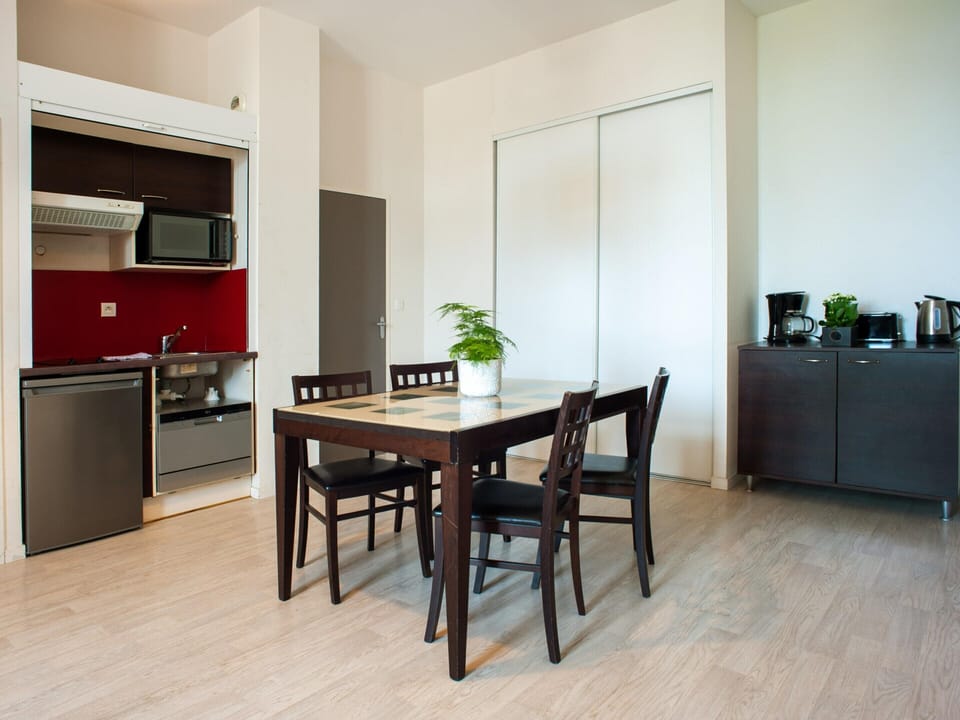 Apartment | Dining
