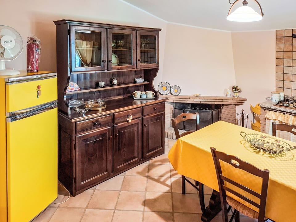 Apartment, Balcony, Garden View | Dining
