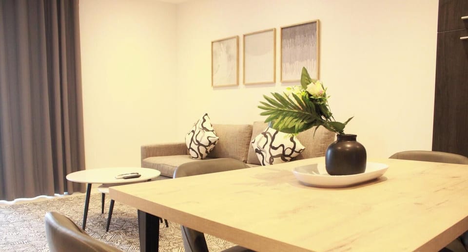 Apartment, Balcony | Dining