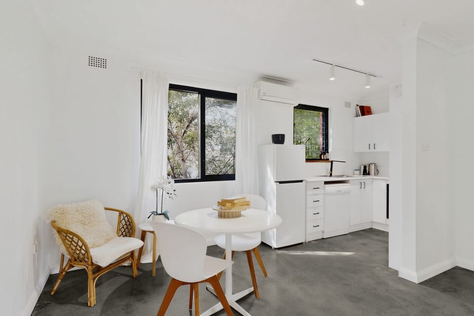Apartment | Private kitchen | Fridge, cookware/dishes/utensils