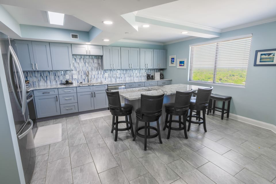 Condo, 2 Bedrooms | Private kitchen | Coffee/tea maker, fridge, oven, toaster