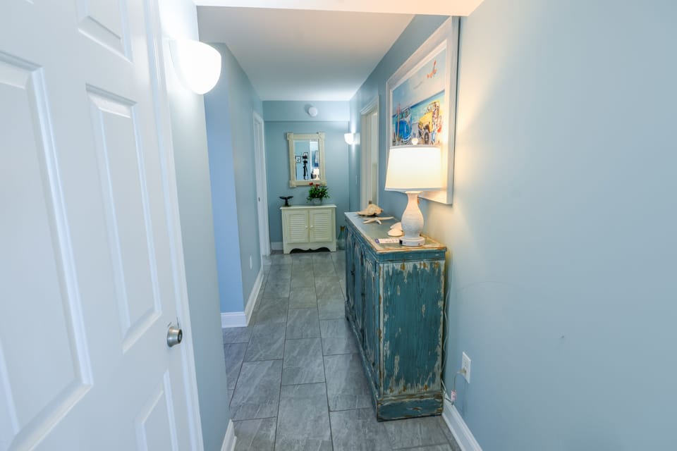 Condo, 2 Bedrooms | Interior