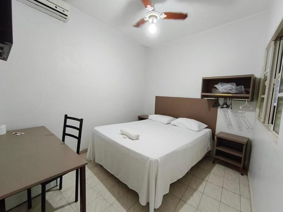 Standard Double Room | Desk, laptop workspace, WiFi (free)