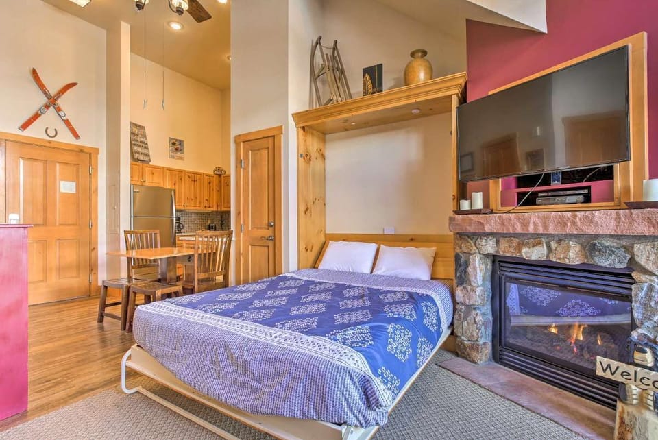 Studio Suite, Multiple Beds, Patio, Mountain View (A-K-AZ-ES8632) | 1 bedroom, individually decorated, individually furnished