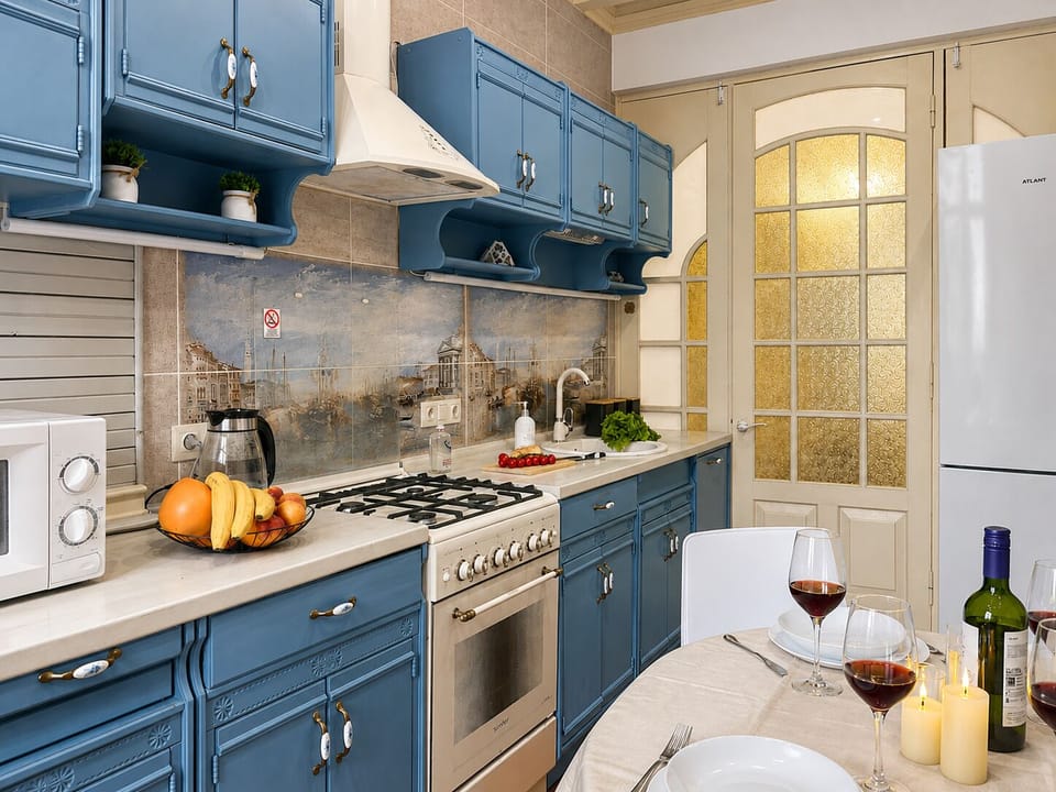 Comfort Apartment, Balcony, Park View | Private kitchen | Electric kettle, cleaning supplies, freezer