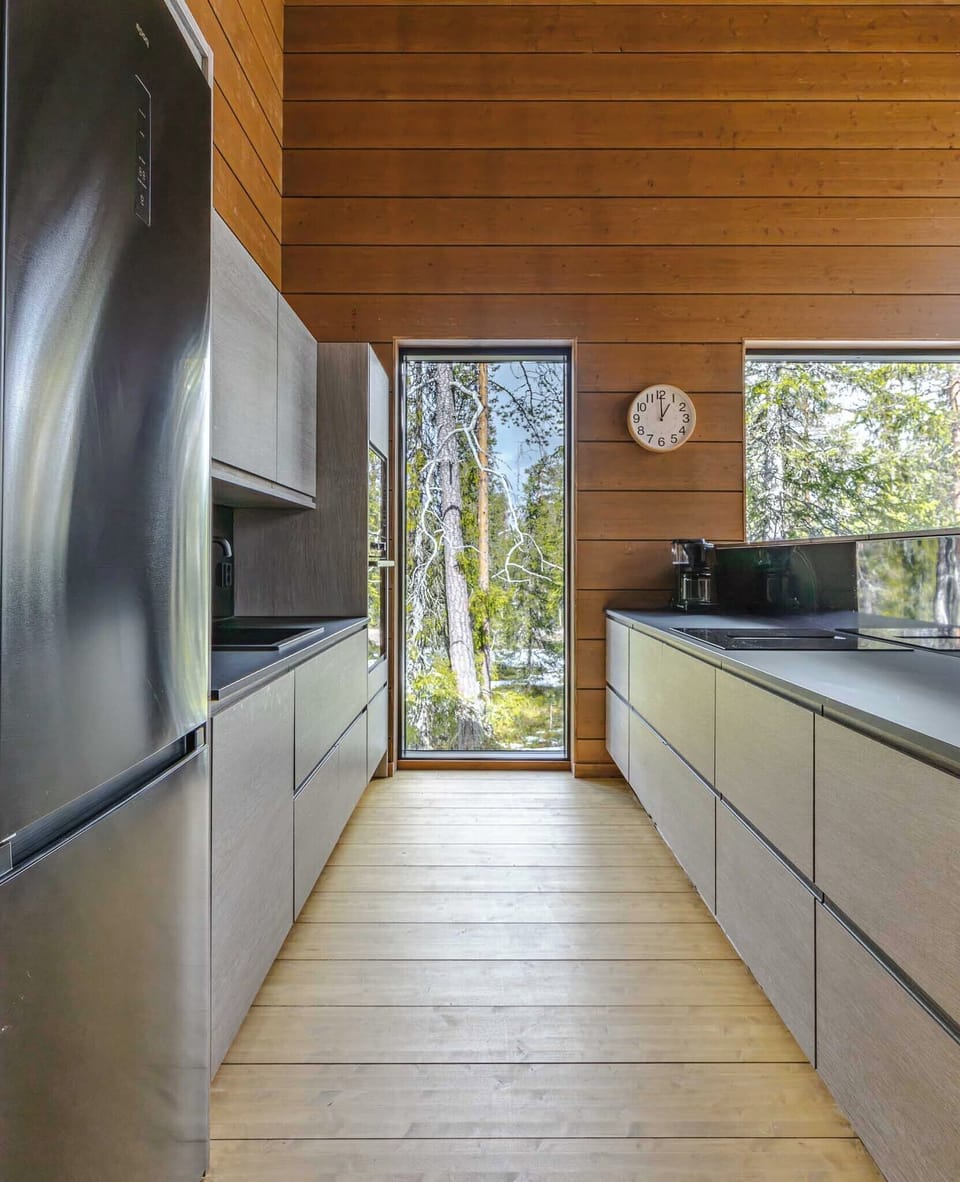 Superior Villa, 4 Bedrooms, Sauna, Executive Level | Private kitchen | Full-size fridge, microwave, oven, stovetop