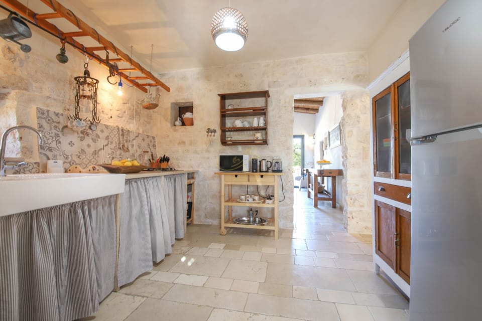 House (3 Bedrooms) | Private kitchen | Microwave, espresso maker, electric kettle, highchair