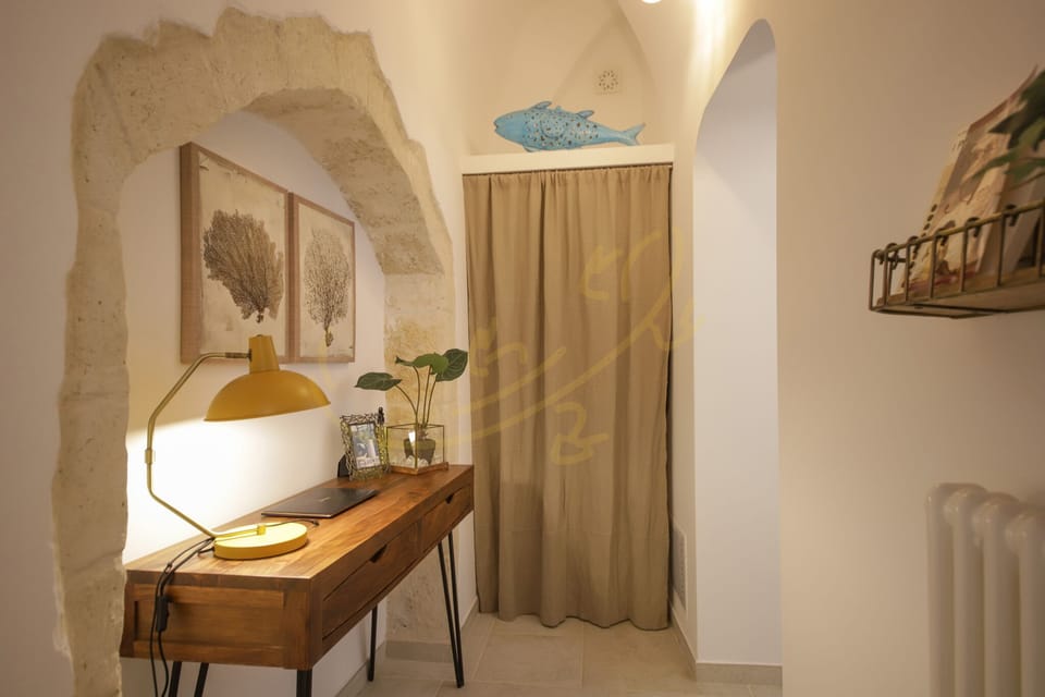 Apartment (2 Bedrooms) | Living area | TV