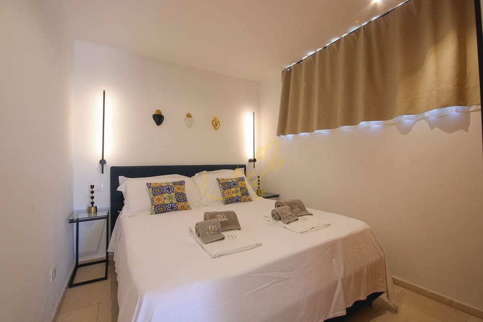 Villa (4 Bedrooms) | 4 bedrooms, iron/ironing board, cribs/infant beds, bed sheets