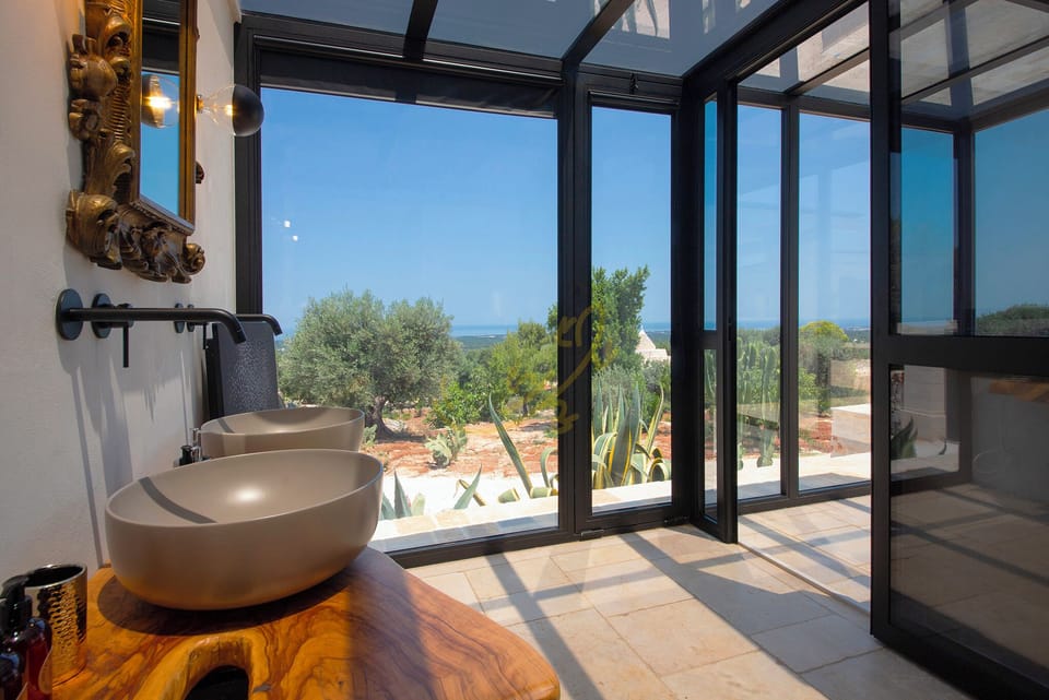 Villa (4 Bedrooms) | Bathroom | Shower, bidet