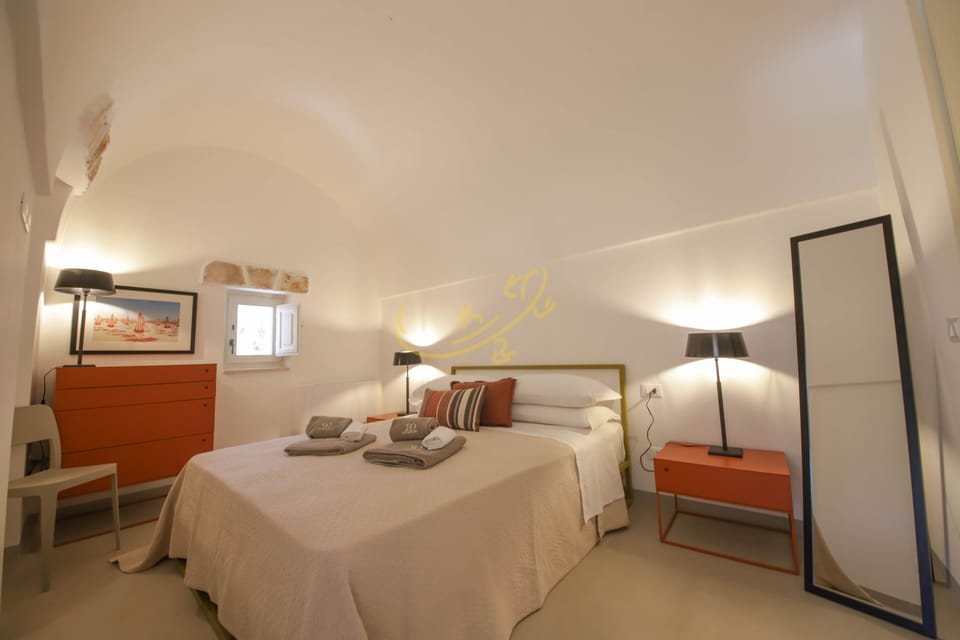 Villa (2 Bedrooms) | 2 bedrooms, iron/ironing board, cribs/infant beds, bed sheets