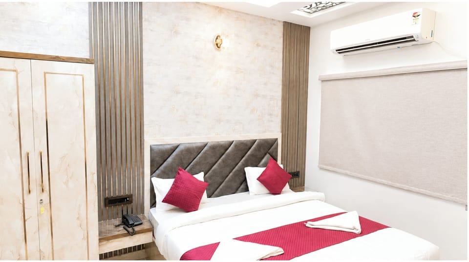 Hypo-allergenic bedding, soundproofing, free WiFi