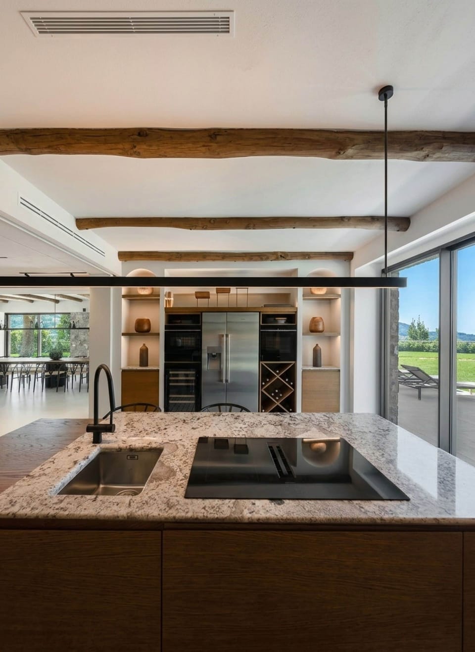 House | 6 bedrooms