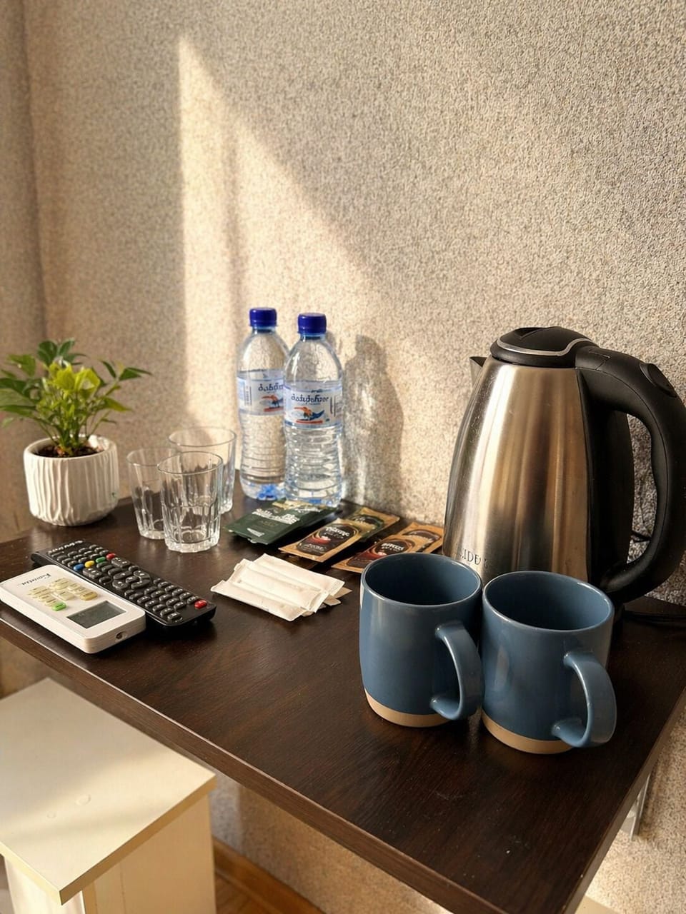 Deluxe Double or Twin Room | Coffee and/or coffee maker