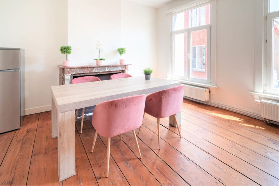 Apartment | Dining