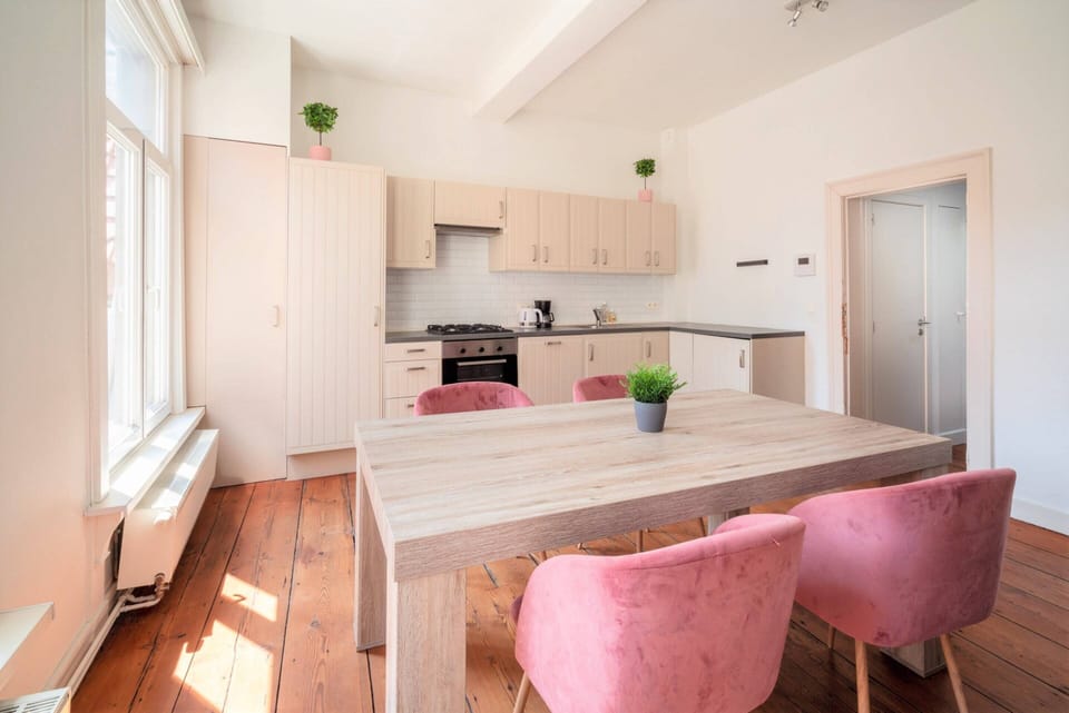 Apartment | Dining