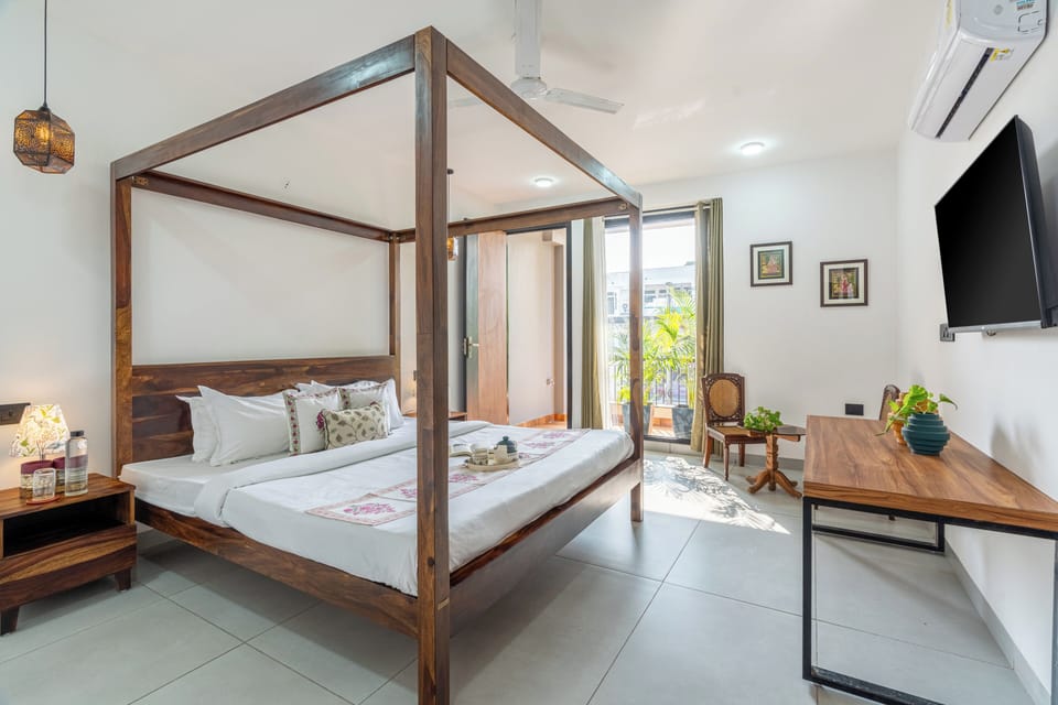 Deluxe Double Room, City View | In-room safe, iron/ironing board, free WiFi