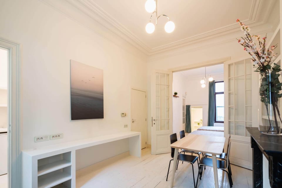 Apartment | Dining