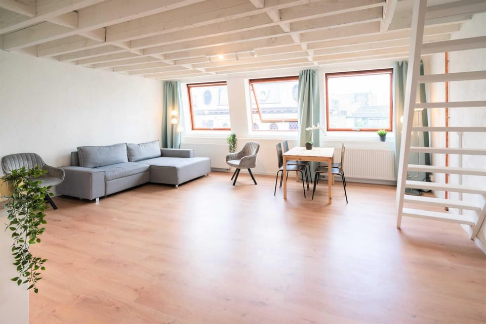 Apartment | Living room