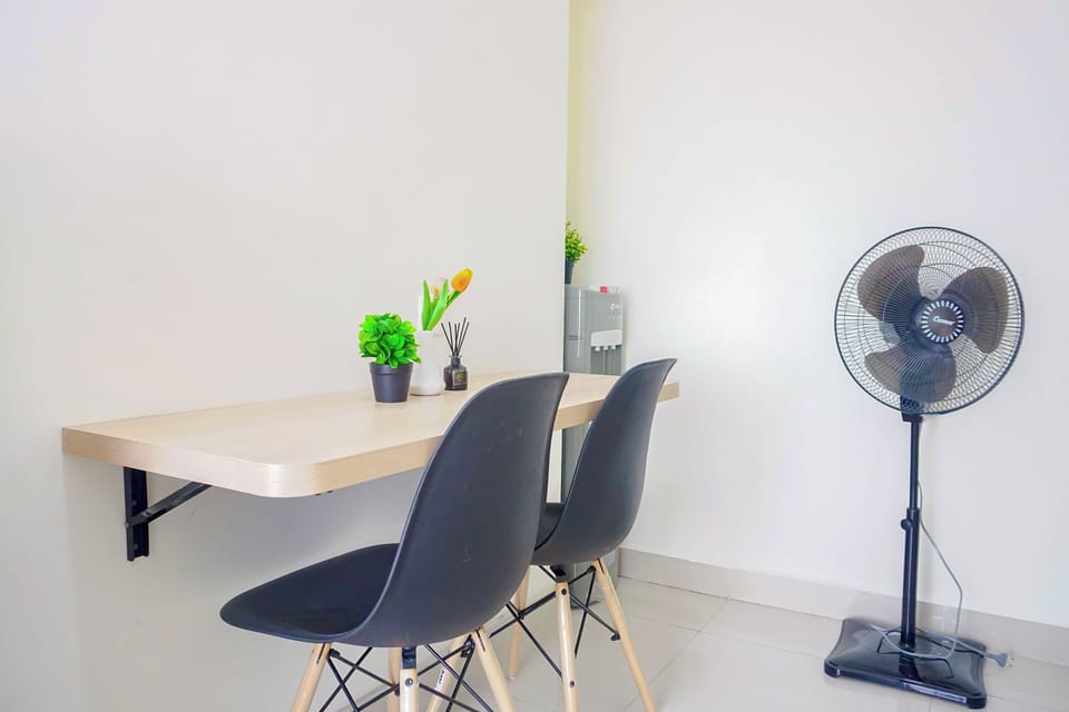 Standard Apartment | Dining room