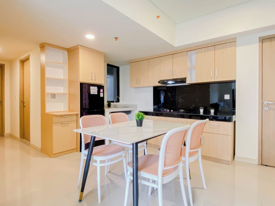 Standard Apartment | Dining room
