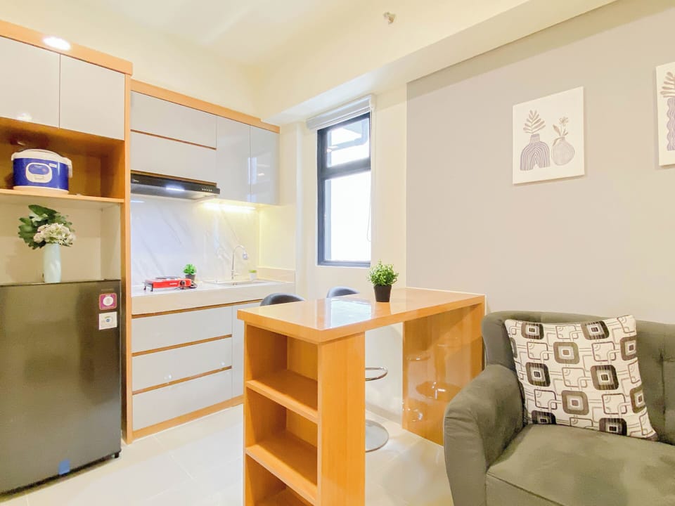 Standard Apartment | Living room
